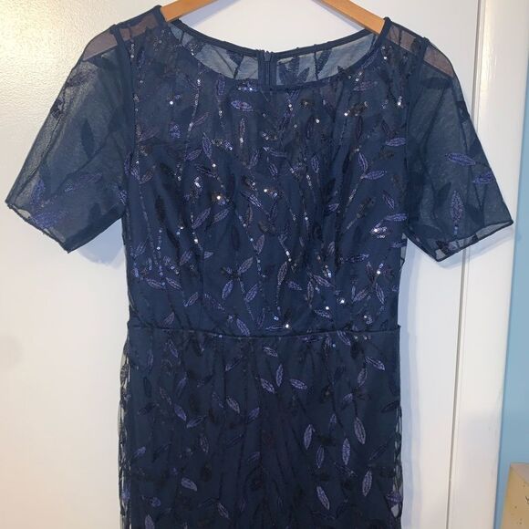 NWT Elegant Mermaid Evening or wedding guest Gown Navy Blue Fits Sz 4 - Picture 9 of 10